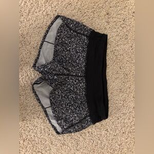 Lululemon shorts sz 4